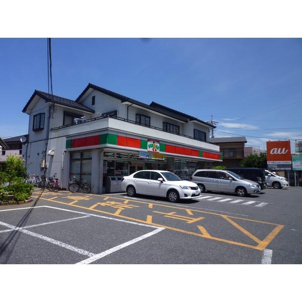 Convenience store. 134m until Thanksgiving Chiba Ensei the town shop