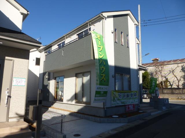 Local appearance photo. Local (12 May 2013) shooting 1 Building