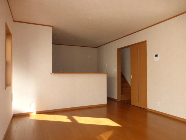 Living. Local (12 May 2013) Shooting