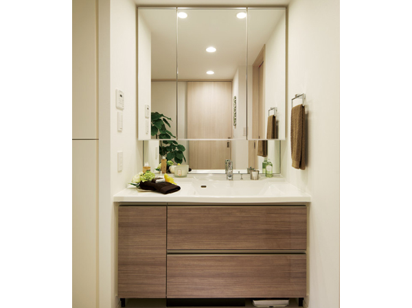 Bathing-wash room.  [Bathroom vanity] Achieve a space that can get dressed and calm, even a busy morning. It is also abundant storage, such as a floor cabinet and linen cabinet.  ※ 70Dd type