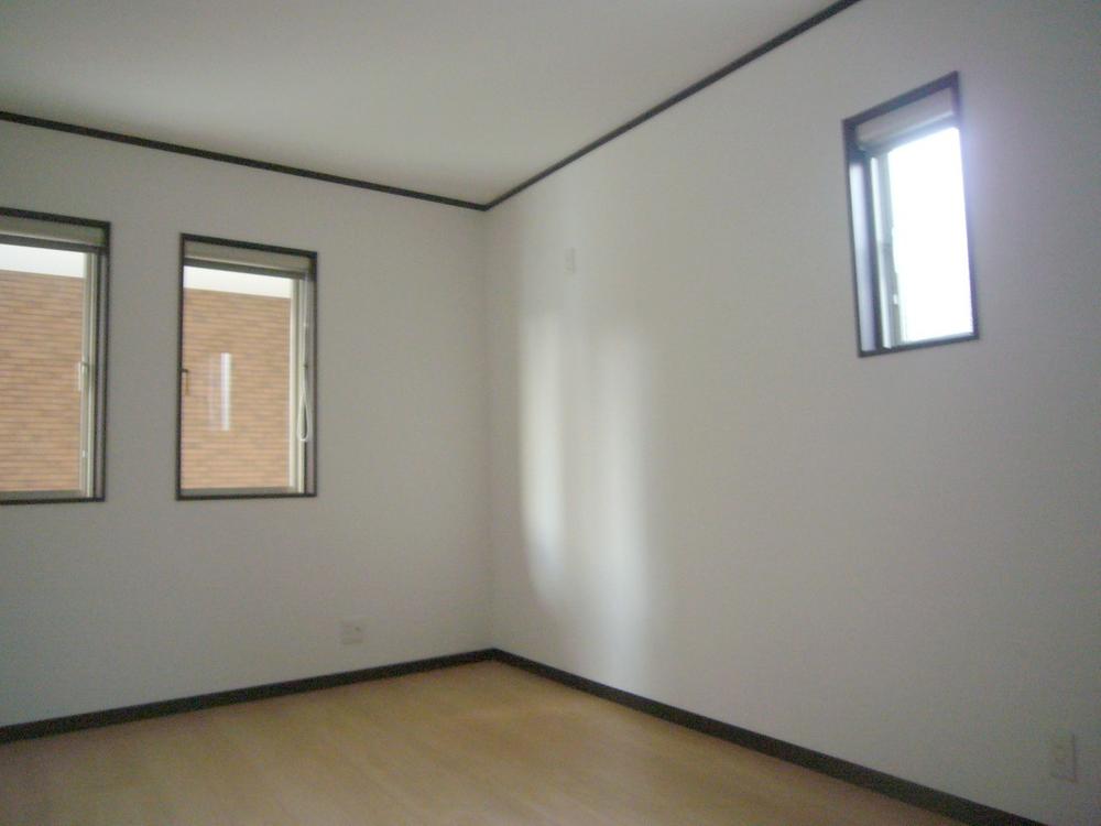 Non-living room. Local (12 May 2013) Shooting