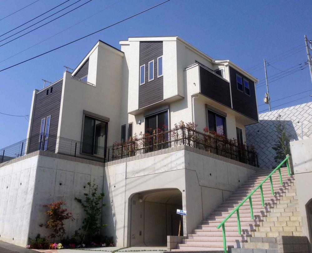 Local appearance photo. Local (June 2013) Shooting