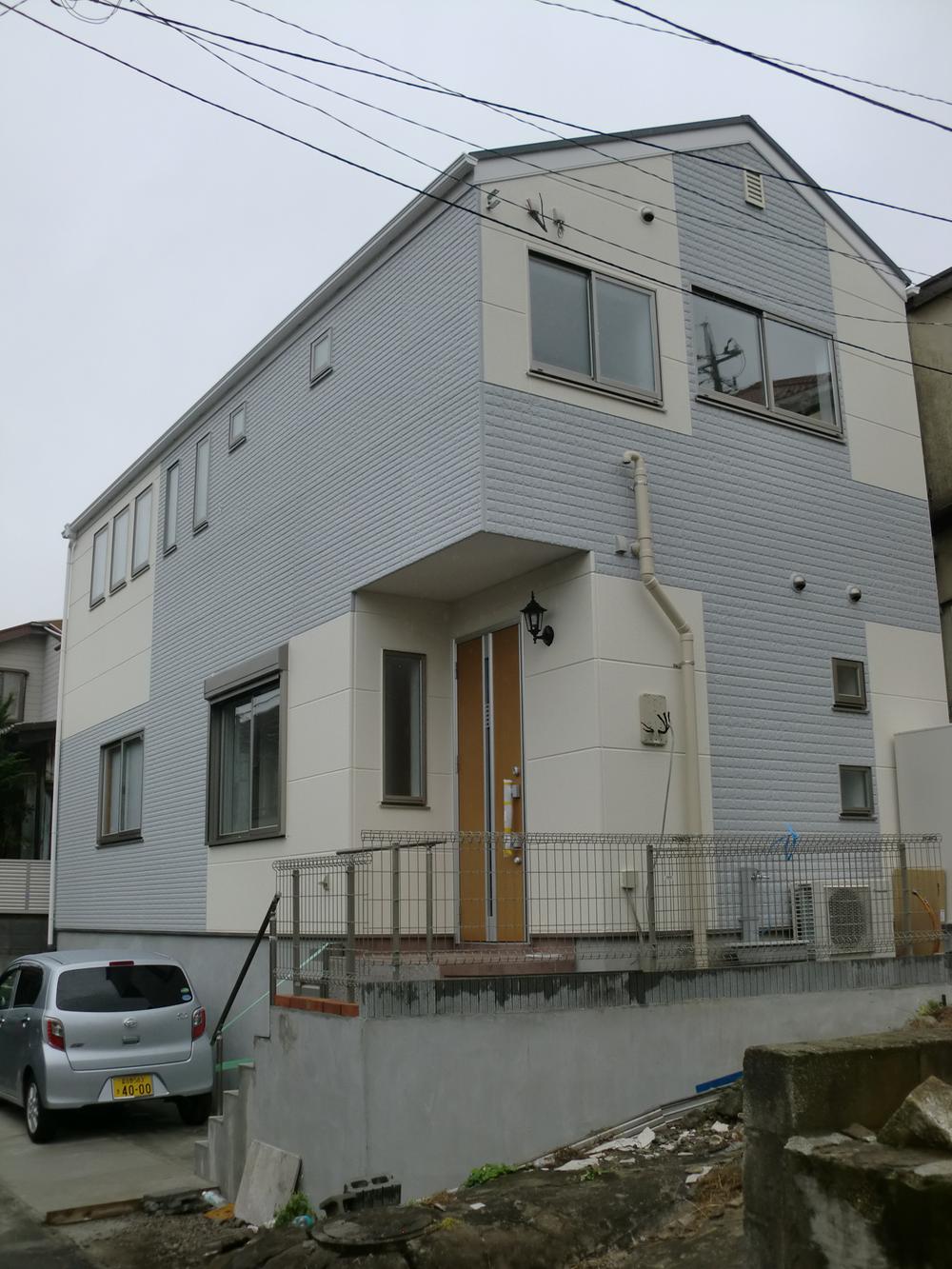 Local appearance photo. Local (10 May 2013) Shooting