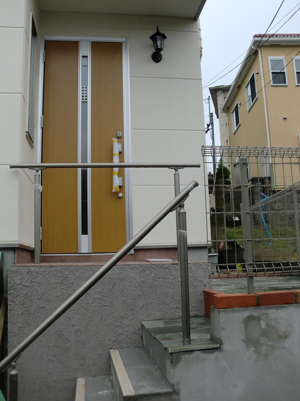 Local appearance photo. Local (10 May 2013) Shooting