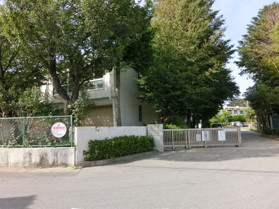 Junior high school. Konakadai 460m until junior high school (junior high school)