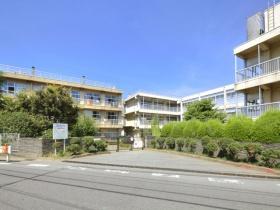 Primary school. 750m until the Chiba Municipal Ayamedai Elementary School