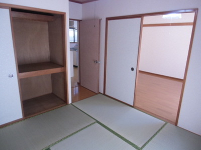 Living and room. Closet is handy, such as storage of bedding.