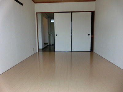 Other room space. 6 Pledge of flooring