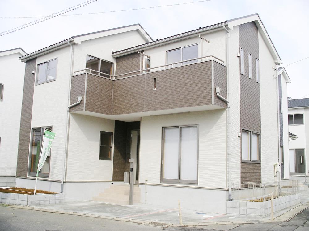 Local appearance photo. Local (11 May 2013) Shooting 4 Building