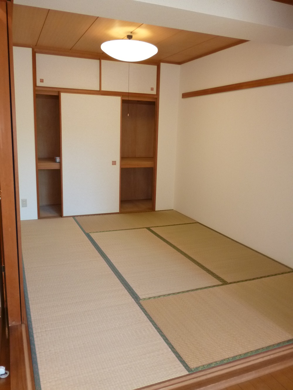 Other room space. LDK next to the Japanese-style room. You can use widely in conjunction with the living