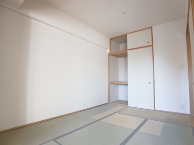 Living and room. Japanese-style, You can multi-utilization and in the drawing-room or bedroom.