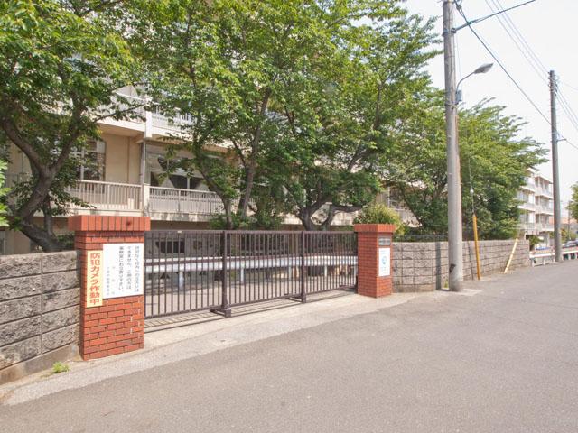 Primary school. Miyanogi until elementary school 1080m