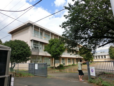 Primary school. Sanno up to elementary school (elementary school) 770m