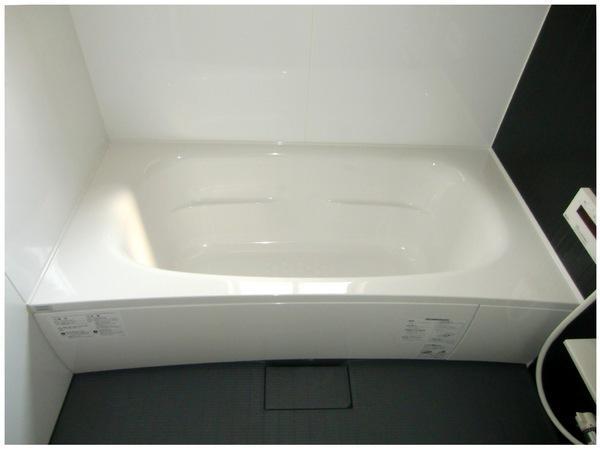 Bathroom. You tired in the bathtub afield ☆