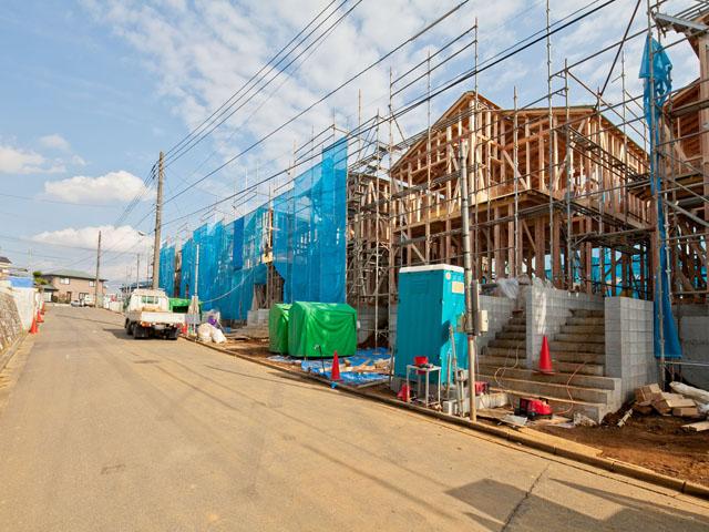 Local appearance photo. Local shooting