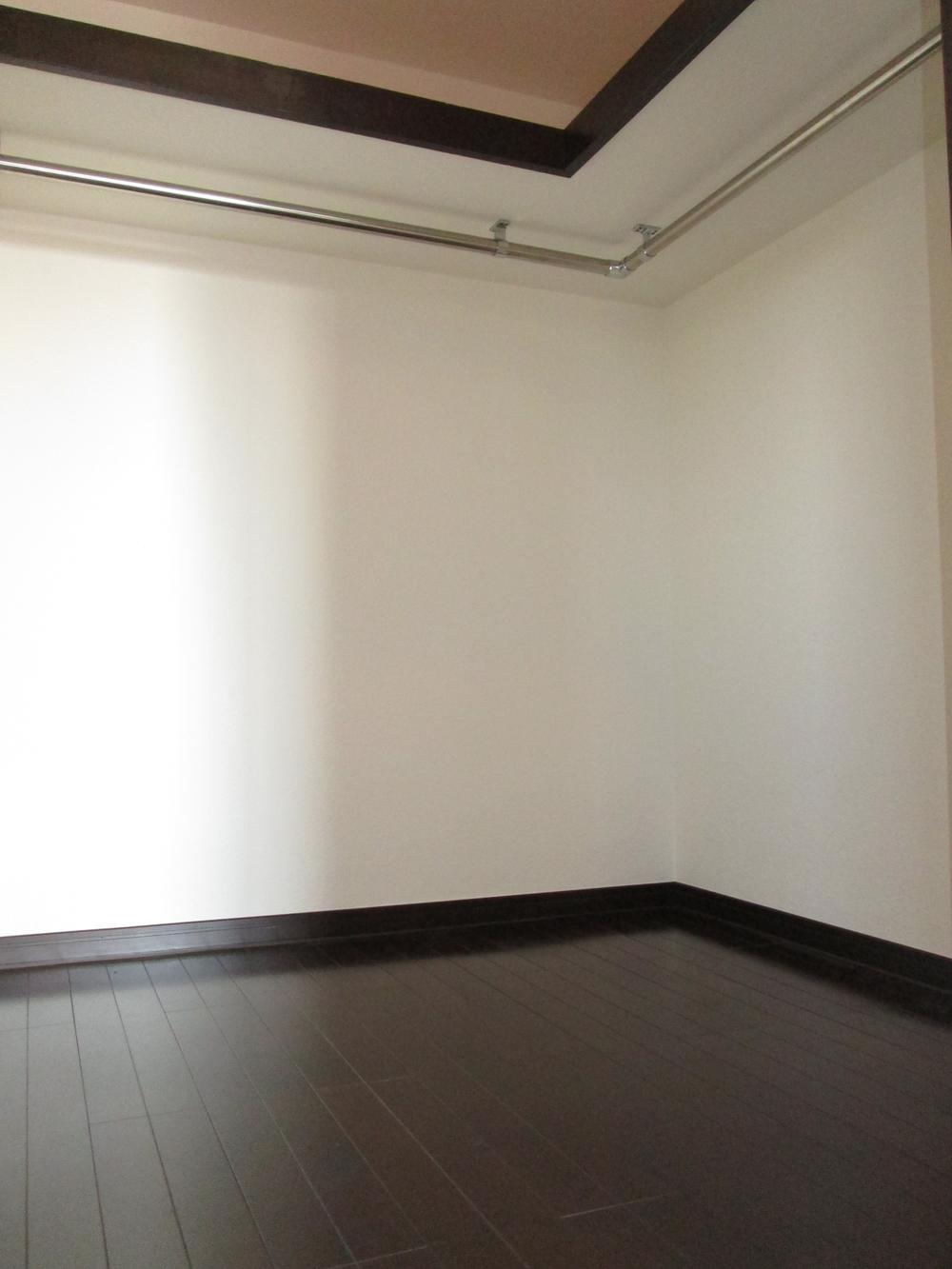 Other. Walk-in closet (November 2013) Shooting