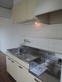 Kitchen. Gas stove can be installed! !
