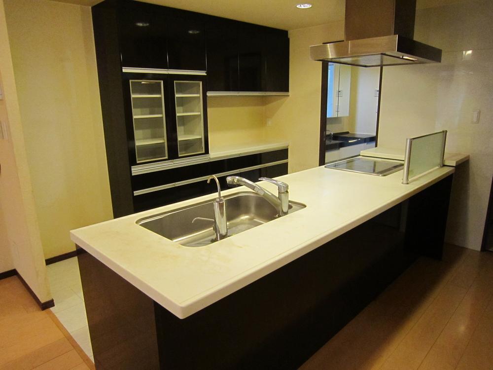 Kitchen. Enhance equipped kitchen