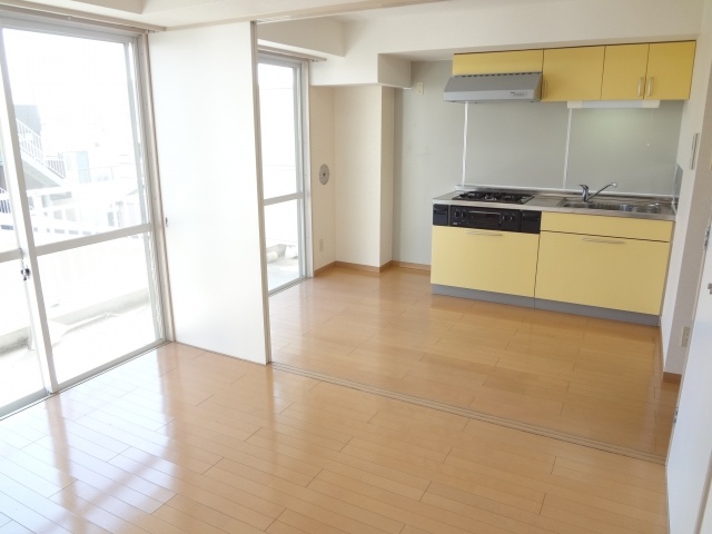 Living and room
