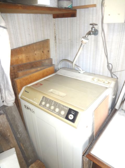 Other Equipment. Shared washing machine in 1F