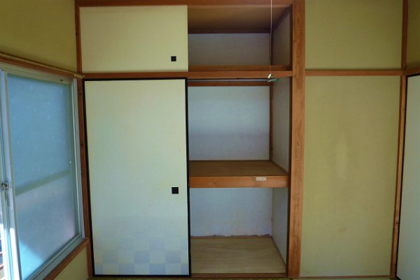 Receipt. Armoire