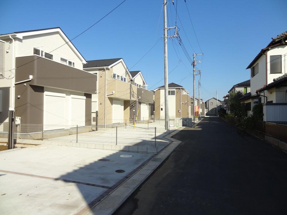 Sale already cityscape photo. Sale already the city average