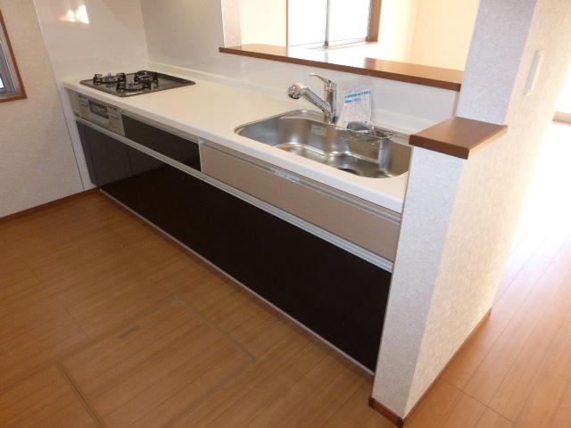 Kitchen. Local (12 May 2013) shooting 1 Building