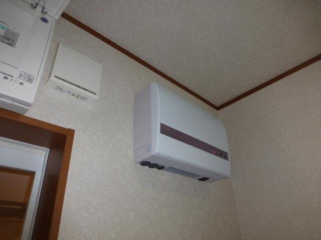 Other. Local (12 May 2013) shooting Building 2