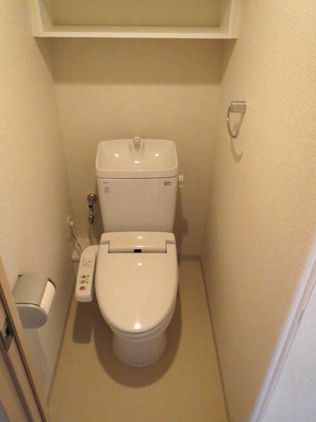 Toilet. toilet. Washlet is with.