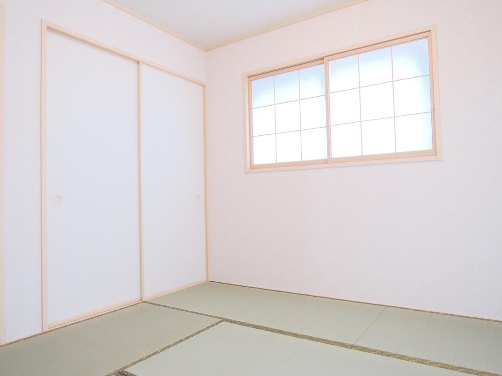 Non-living room. It has entered tatami