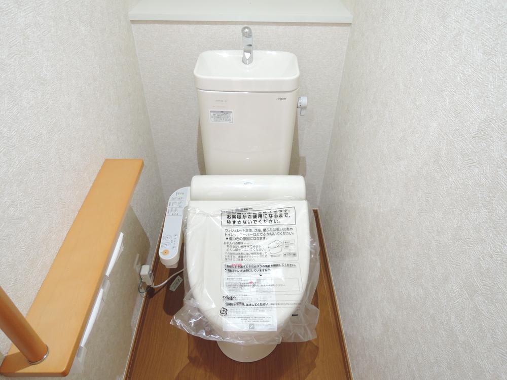 Toilet. Example of construction