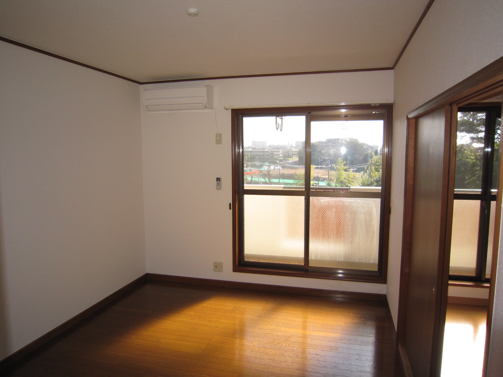 Living and room. Bright Western-style