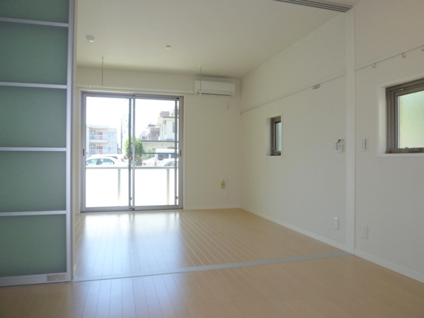 Living and room