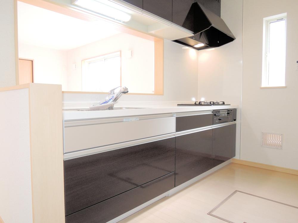 Kitchen.  ※ 1 Building Local (November 12, 2013) Shooting