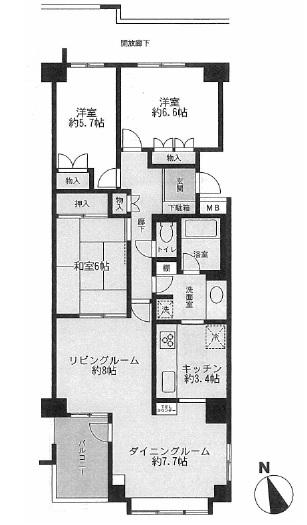 Floor plan. 3LDK, Price 15.5 million yen, Occupied area 82.66 sq m living three-sided lighting bright 1 room.