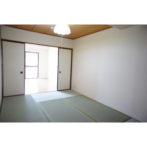 Living and room. Japanese-style room 6 Pledge