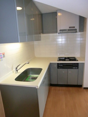 Kitchen. 3-neck gas system Kitchen