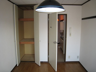 Receipt. Storage rooms