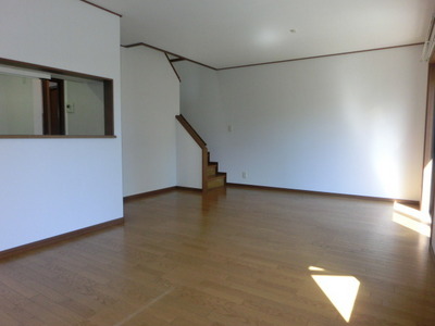 Living and room. Spacious LDK