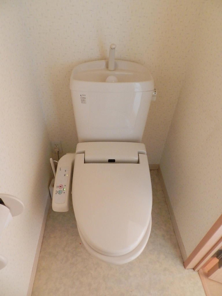 Toilet.  ※ Cleaning before