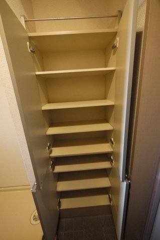 Receipt. Shoes BOX