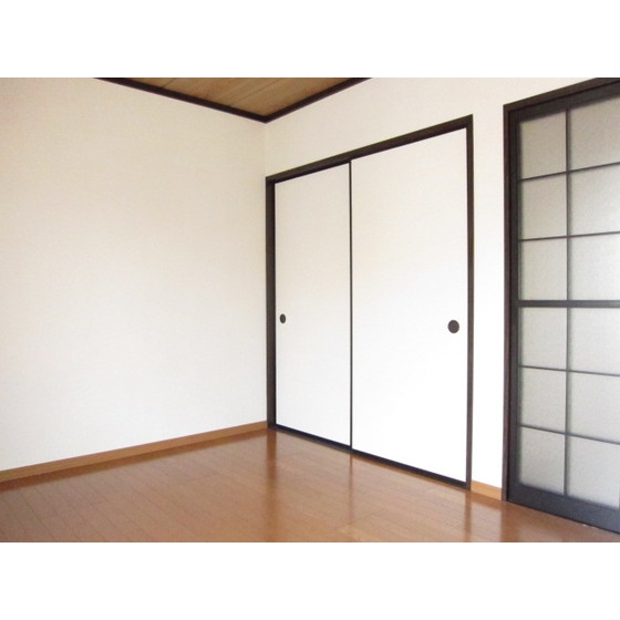 Living and room. Storage capacity is also plenty