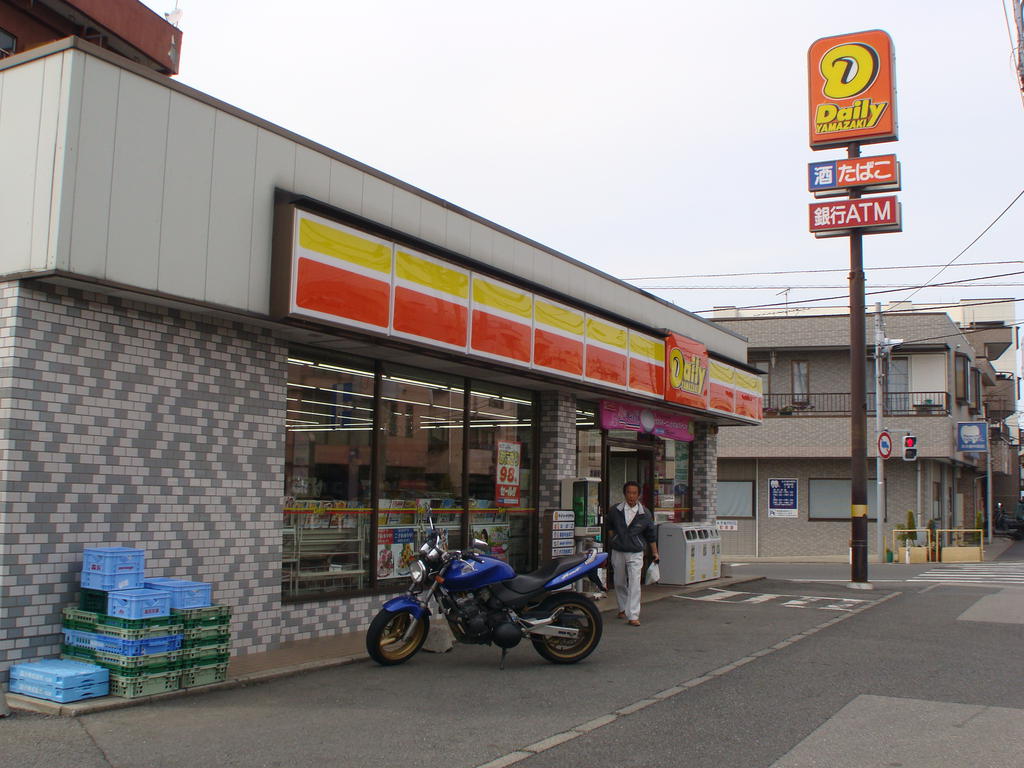 Convenience store. Daily Yamazaki Chiba Ensei store up (convenience store) 691m