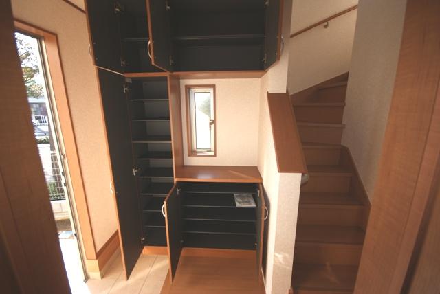 Entrance. Entrance company enforcement example