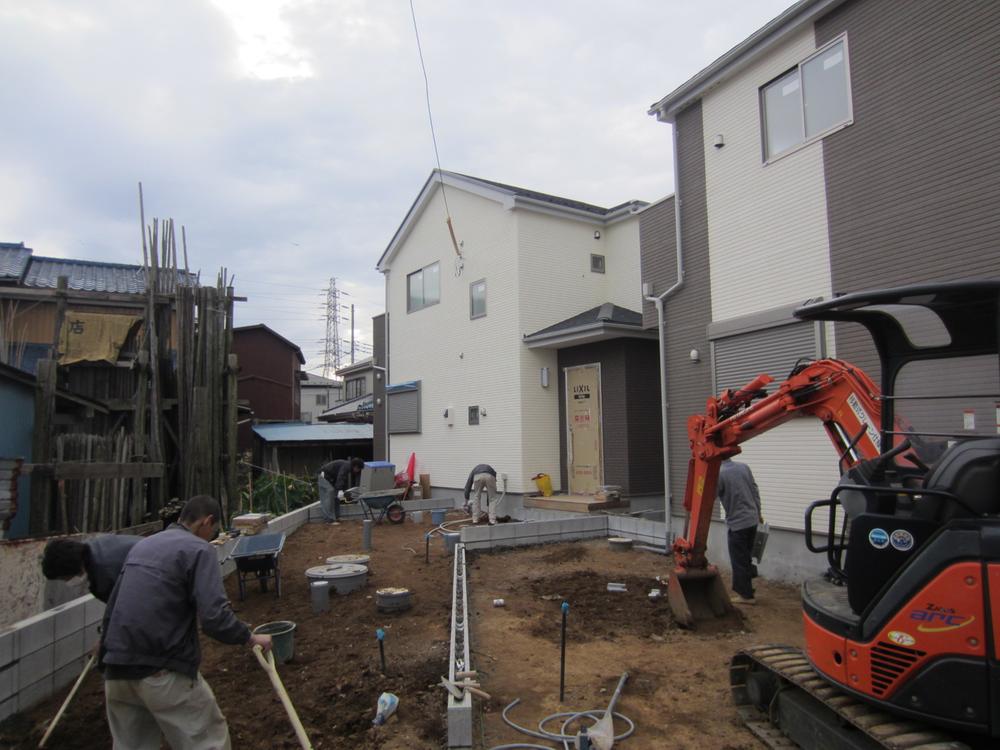 Local appearance photo. Local (11 May 2013) Shooting