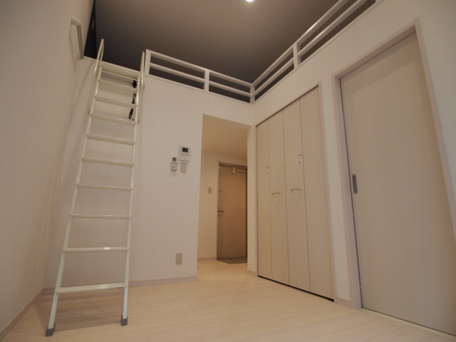 Living and room.  ※ Indoor image