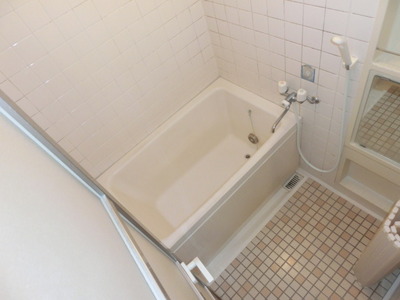 Bath. Reheating with bathroom