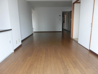 Living and room. 16.5 Pledge of LDK