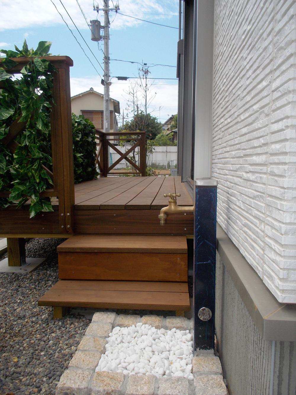 Other. Wood deck (14 Building) (May 2013) Shooting