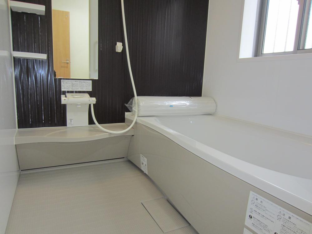 Bathroom. Building 2 room (November 2013) Shooting